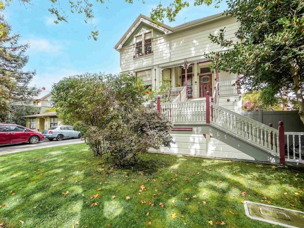 742 B St, Hayward CA 94541