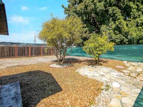 10060 Bernhardt Dr, Oakland CA 94603