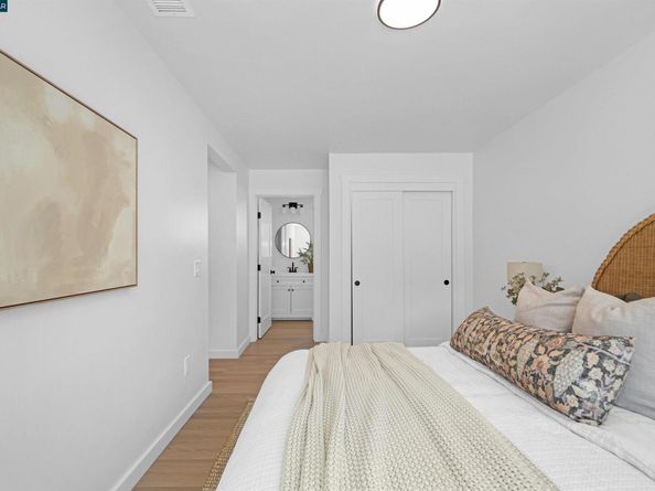 10060 Bernhardt Dr, Oakland CA 94603