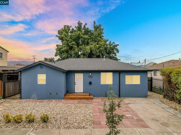 10060 Bernhardt Dr, Oakland CA 94603