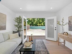 10060 Bernhardt Dr, Oakland CA 94603