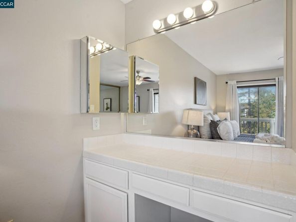 28 Holcomb Ct, Walnut Creek CA 94596