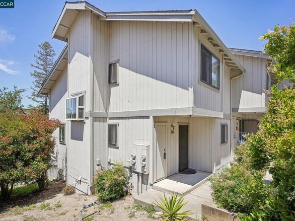 28 Holcomb Ct, Walnut Creek CA 94596