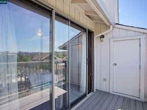 28 Holcomb Ct, Walnut Creek CA 94596