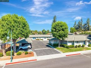 68 Peters Ave 6, Pleasanton CA 94566