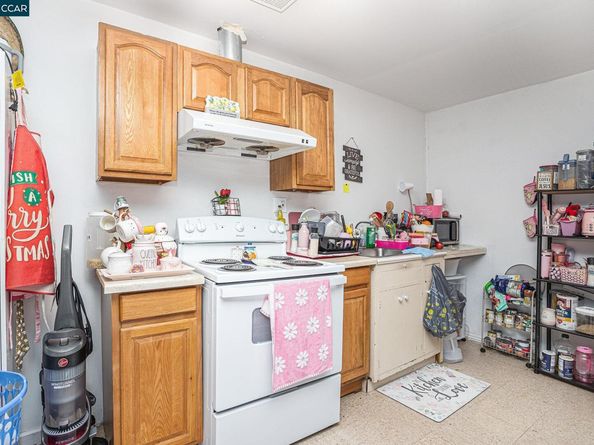 637 43Rd St, Richmond CA 94805