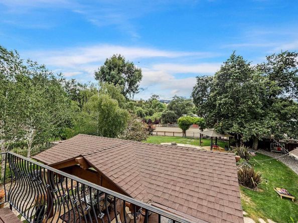 6745 Alisal St, Pleasanton CA 94566