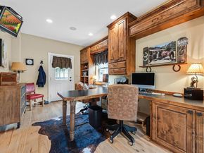 6745 Alisal St, Pleasanton CA 94566