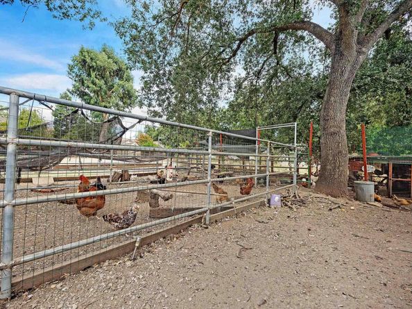 6745 Alisal St, Pleasanton CA 94566