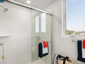 27263 Lumina Ct, Hayward CA 94541