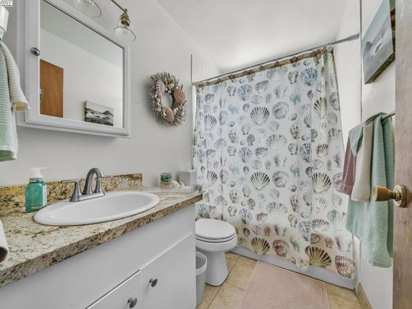 1738 7Th St, Berkeley CA 94710