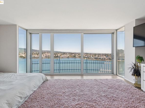 1555 Lakeside Dr 190, Oakland CA 94612