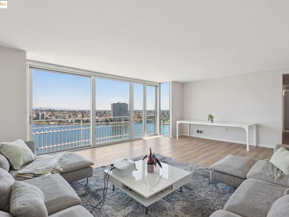 1555 Lakeside Dr 190, Oakland CA 94612