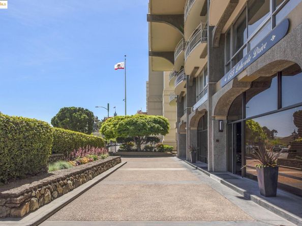 1555 Lakeside Dr 190, Oakland CA 94612