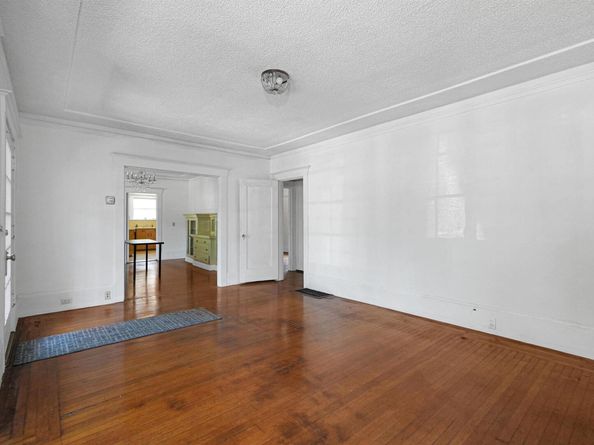 57 Entrada Ave, Oakland CA 94611