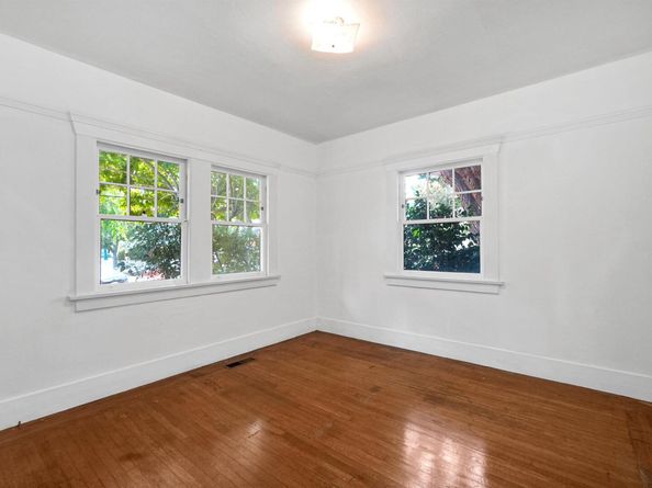 57 Entrada Ave, Oakland CA 94611