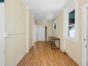 1220 Chestnut St, Alameda CA 94501