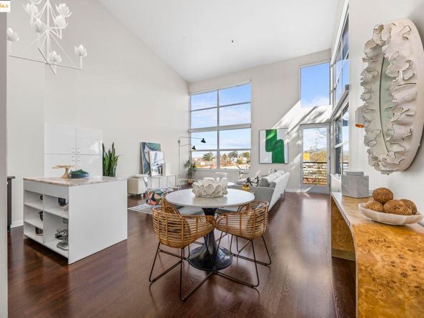 1007 41st St 334, Oakland CA 94608