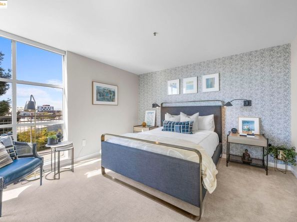 1007 41st St 334, Oakland CA 94608
