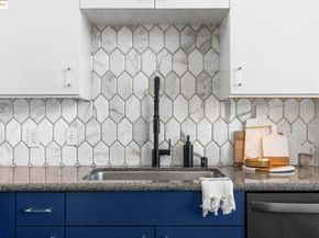 1007 41st St 334, Oakland CA 94608