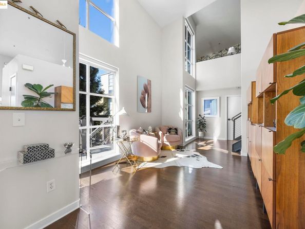 1007 41st St 334, Oakland CA 94608