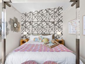 1007 41st St 334, Oakland CA 94608