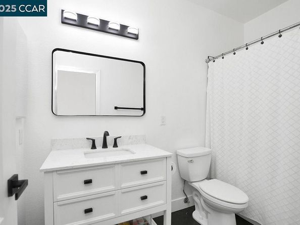 7016 Molluk Way, Clayton CA 94517