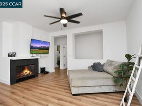7016 Molluk Way, Clayton CA 94517