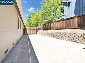 7016 Molluk Way, Clayton CA 94517