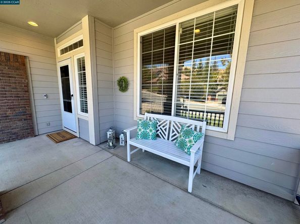 7016 Molluk Way, Clayton CA 94517