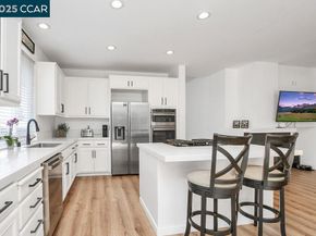 7016 Molluk Way, Clayton CA 94517