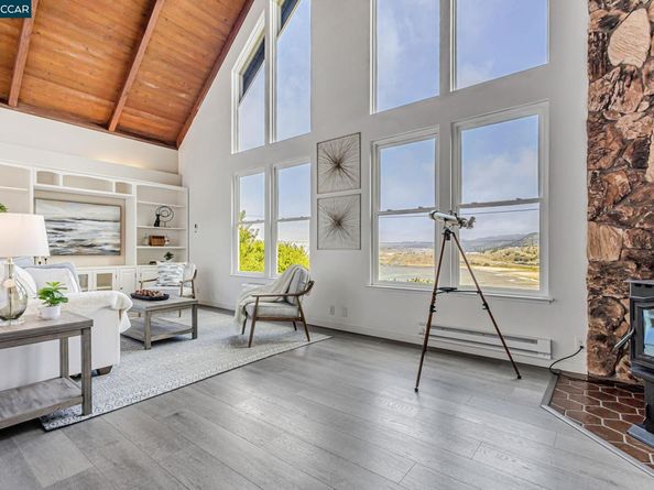 290 Olympian Way, Pacifica CA 94044