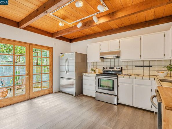 290 Olympian Way, Pacifica CA 94044