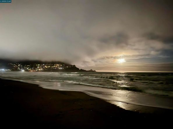 290 Olympian Way, Pacifica CA 94044