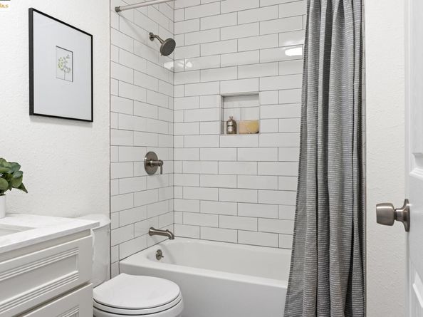 3477 Boston Ave 4, Oakland CA 94602