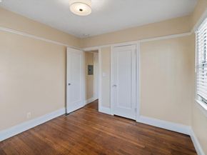 10109 Plymouth St, Oakland CA 94603