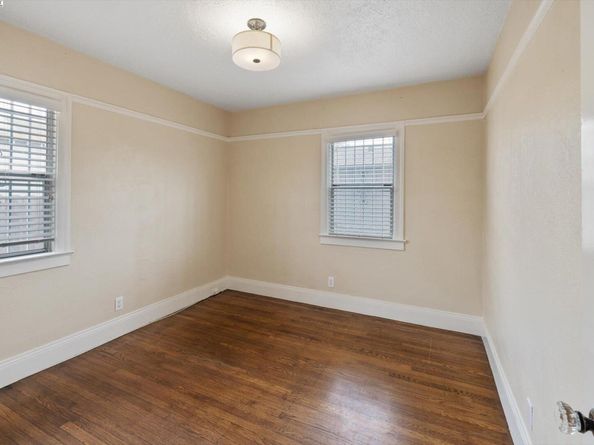 10109 Plymouth St, Oakland CA 94603