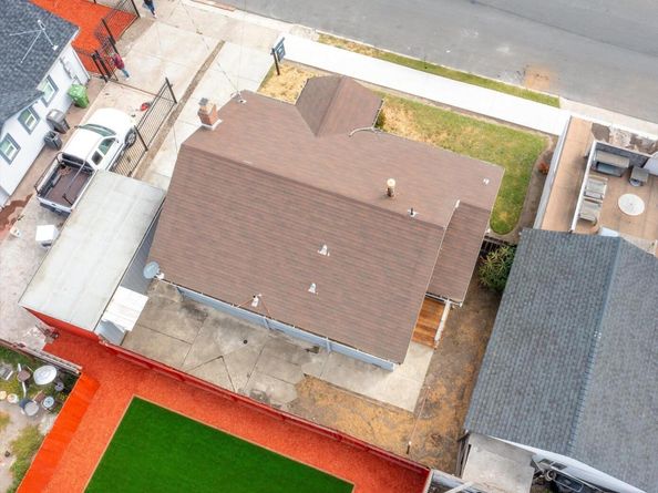 10109 Plymouth St, Oakland CA 94603