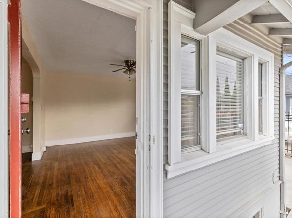10109 Plymouth St, Oakland CA 94603