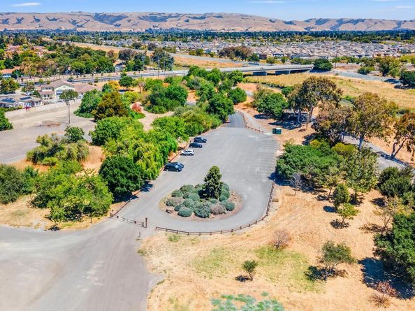 32945 Regents Blvd, Union City CA 94587