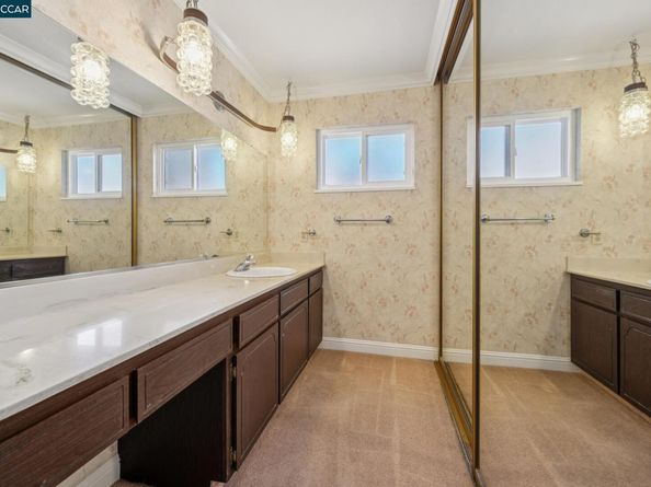 30 Mt. McKinley Ct., Clayton CA 94517