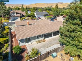 30 Mt. McKinley Ct., Clayton CA 94517