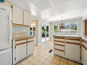30 Mt. McKinley Ct., Clayton CA 94517