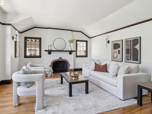 2900 Sheffield Ave, Oakland CA 94602