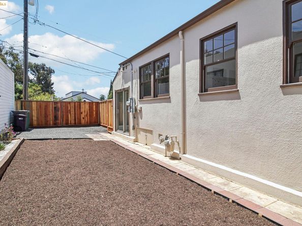 2900 Sheffield Ave, Oakland CA 94602