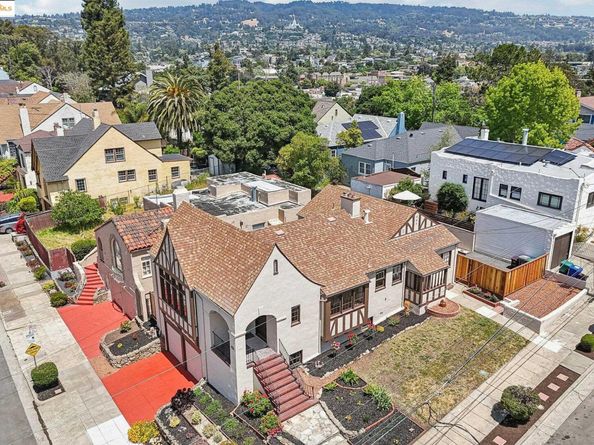 2900 Sheffield Ave, Oakland CA 94602