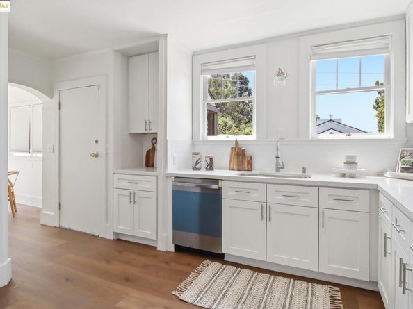 2900 Sheffield Ave, Oakland CA 94602