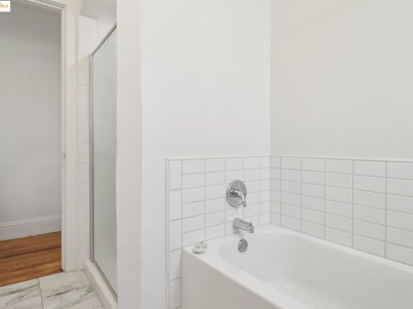2900 Sheffield Ave, Oakland CA 94602