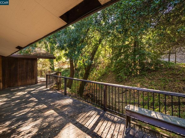 200 Lark Ln, Alamo CA 94507