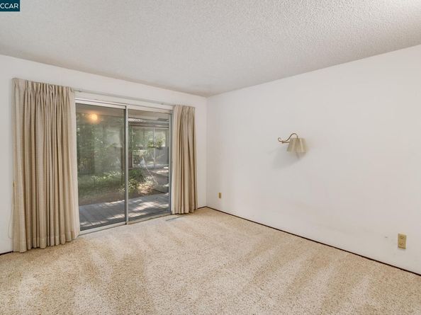 200 Lark Ln, Alamo CA 94507